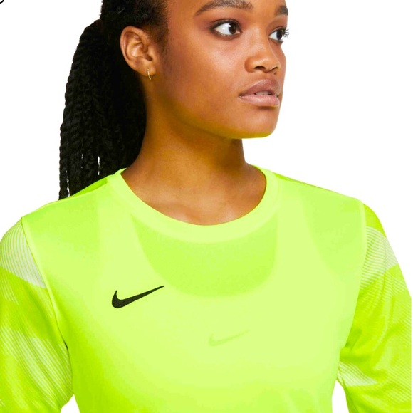 New Nike IV Match woman Goalkeeper Jersey – Volt & White Size M with tags ⭐️⭐️⭐️ - Picture 9 of 17